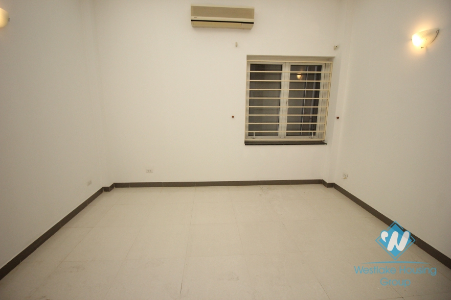 House with 8 floor for rent in Ba Dinh district, Ha Noi City